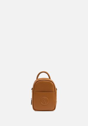 ESSENTIAL POUCH BAG