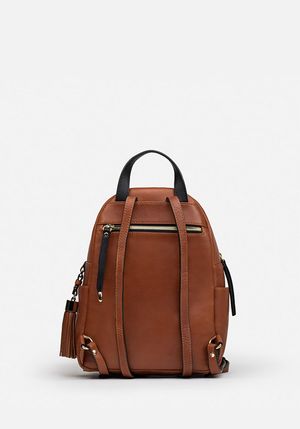 MOCHILA COLECCIÓN CAPSULA 73 MUSTARD