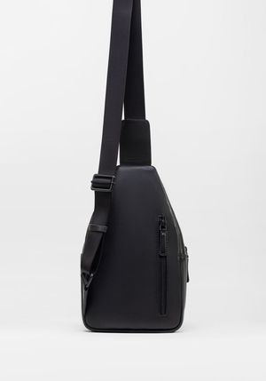 CHEST BAG MULTIPROPOSITO