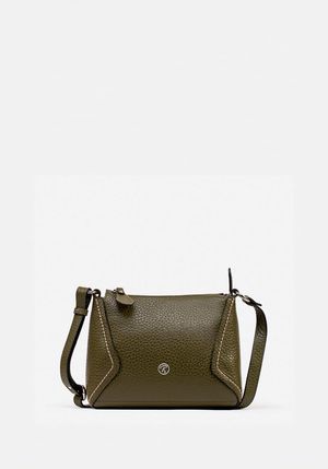 MORRAL GRAINY LEATHER