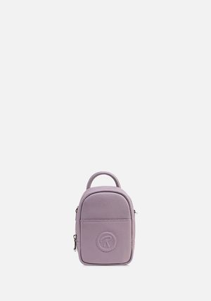 ESSENTIAL POUCH BAG