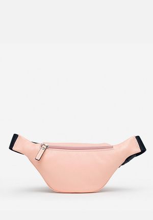 CANGURO DE CUERO PARA MUJER EN COLORES DE TENDENCIA