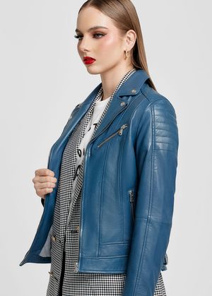 CASACA ESTILO BIKER EN CUERO COLOR ENTERO