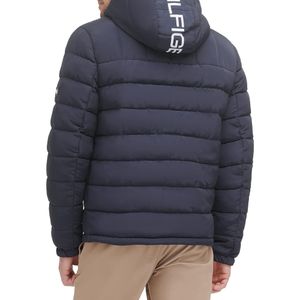 Casaca Tommy Hilfiger acolchada resistente al agua con capucha para hombre