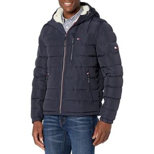 Casaca Tommy Hilfiger acolchada resistente al agua con capucha para hombre