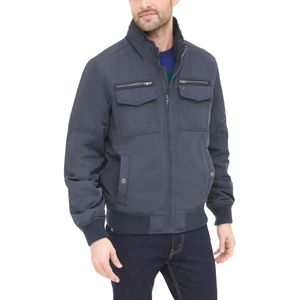 Casaca Tommy Hilfiger resistente al agua para hombre
