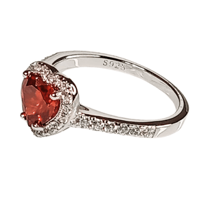 Anillo de Plata Bañado en Oro Blanco Modelo 614 Rubí Talla 8