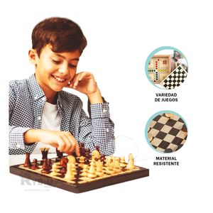 Juego Multifuncional en Multicolor Y+Stickers
