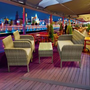 Set de Terraza Orange Macorís: Sofá + 2 Butacas + Mesa Acero/Ratán Beige