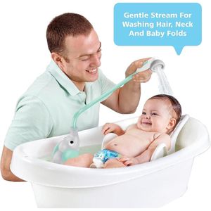Cabeza de ducha para bebé con bomba de agua y control de flujo