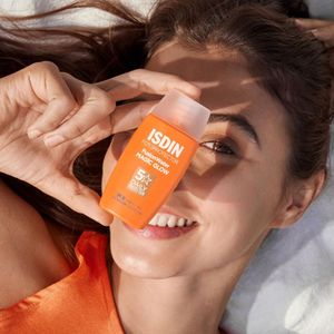 Fotoprotector Isdin Fusion Water Magic Glow Spf30 50Ml