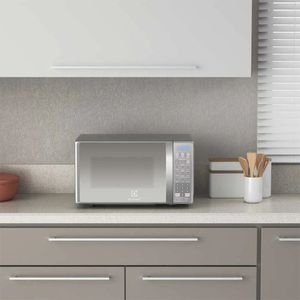 Horno Microondas Electrolux de 20L - EMDO20S2GSRUG