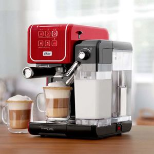 Cafetera Oster® PrimaLatte™ Touch BVSTEM6801R