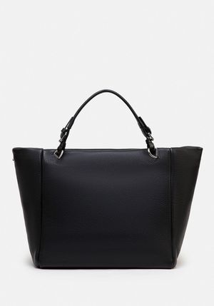 TOTE ESSENZA