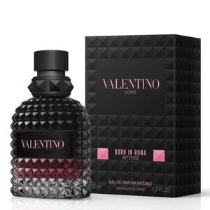 Valentino Uomo Born In Roma Intense para hombres, fragancia amaderada y vainilla