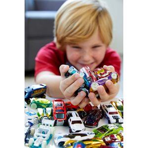 Hot Wheels Carros y Camiones 50-Pack set de 50 autos a escala 1:64