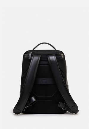 MOCHILA TIZIANO