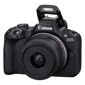 Cámara Mirrorless EOS R50 Lente RF S 18-45mm + Kit Ultimate (N)