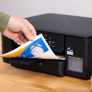 Impresora multifuncional DCP-T530DW Wi-Fi InkBenefit Tank con conectividad inalámbrica e impresión dúplex, inyección de tinta a color