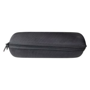 Estuche Roadtrip para parlante Charge5 de JBL, negro