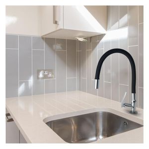 Llave Caño de Lavadero Flexible para Mueble Negro C&A 126226
