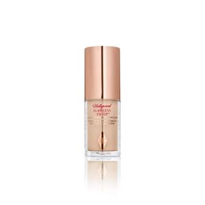Mini Filtro Color: 4.5 Medium Charlotte Tilbury Maquillaje