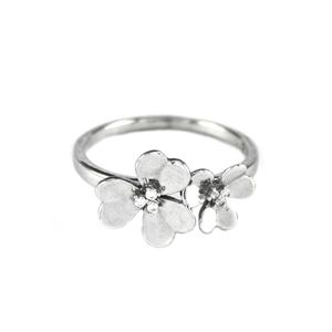 Anillo Liria de Plata 925 Talla 7