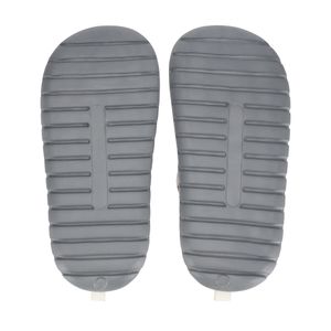 Pantufla Acolchada con Diseño