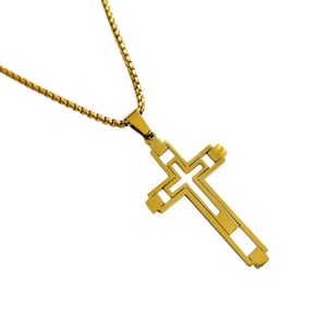 Collar Cruz Doble en Acero Inoxidable Enchapado en Oro de 18K