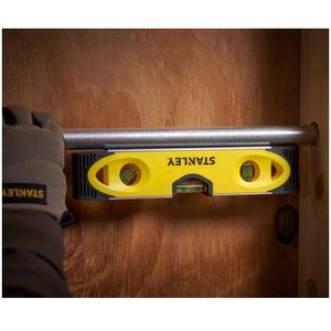 NIVEL MAGNETICO TORPEDO ALTO IMPACTO 23cm  9" STANLEY