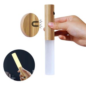 Lámpara Led con Sensor de Movimiento 2 en 1  400009