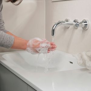Jabón Líquido Antibacterial BUBBLE Frutos Rojos FCO 1000 ML