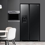 20415359-3.jpg