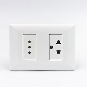 TOMACORRIENTE DOBLE ( 1  3 N LINEA + 1 UNVRSL CN TIERRA) SINTHESI S22 PLACA BLANCA Y DADO BLANCO