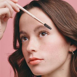 Brocha De Cejas Eyebrow Brush 213