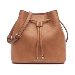 Bolsa de hombro Calvin Klein Gabrianna, casual y moderna