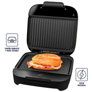 Sandwichera Oster Compacta con Platos Hondos CKSTSM400 Negro