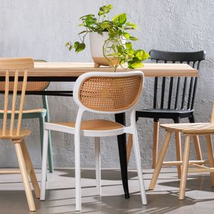 Silla con patas de madera 50x46x84cm
