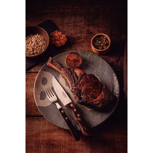 Juego de Cuchillos para Asado Jumbo Tramontina de Acero Inoxidable y Mango Castaño Polywood, 4 piezas.