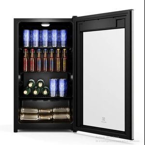 Cervecera Frigobar Electrolux 96 Litros ERCV96W2MWB