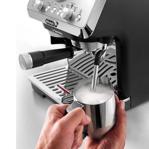 Cafetera La Specialista Arte Delonghi 1.5L EC9155.MB Plateado