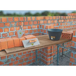 Cuchara para albañil 7", mango de madera con hueco para colgar
