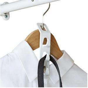 ORGANIZADOR DE GANCHOS DE ROPA