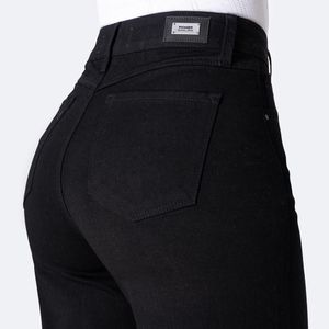 Jean Mujer Laraah Pionier