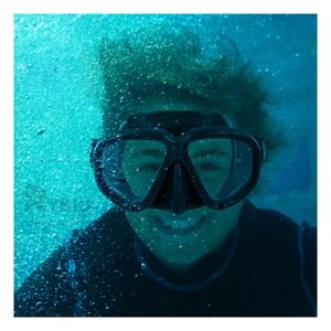 Set para Natacion de Alta Calidad en Negro Y+Agendita