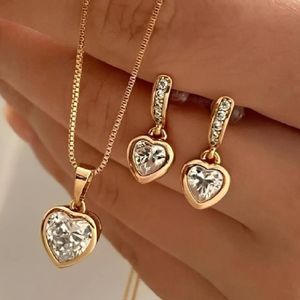 Set Collar Aretes Corazon  Mujer Dorado Acero Diseño Exclusivo