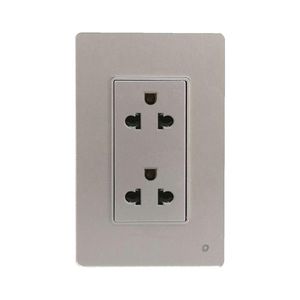 Tomacorriente Doble Universal 2 Polos con Línea Tierra OP-AT-26SLV OPALUX