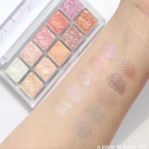 BETTER THAN PALETTE LIGHT AND GLITTER GARDEN