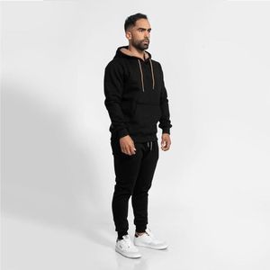 conjunto buzo de algodón polera y jogger para hombre negro Arcoi