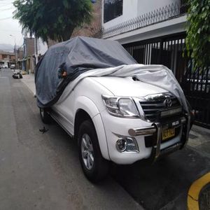 Cobertor TOYOTA HILUX Impermeable
